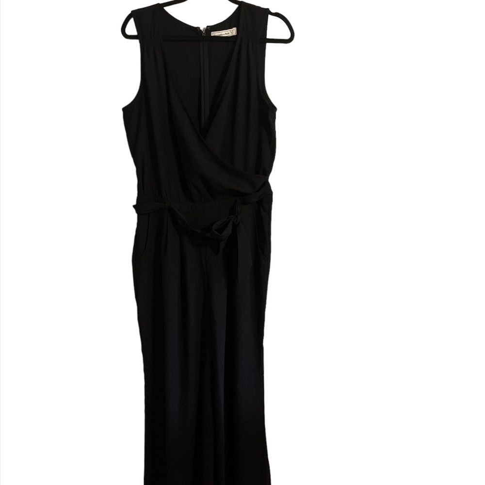 Abercrombie & Fitch Womens Black Jumpsuit Size LT Tie Bow Waist Wide Leg Romper
